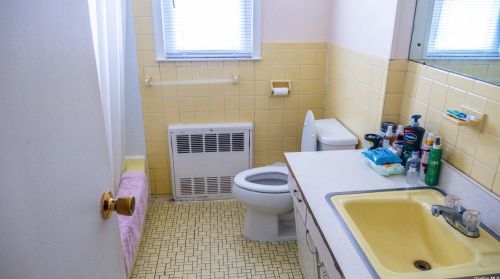 1364 I St, Floral Park NY  11003-3846 exterior
