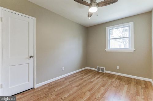 138 Gehrig Ave, Gloucester NJ  08030-1614 exterior