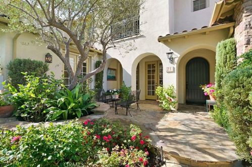 21 Altino, Newport Beach, CA 92657-1303