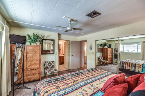 25403 Wyoming Ave, Chandler AZ  85248-6460 exterior