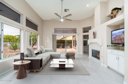 22033 Golf Club Dr, Sun City AZ 85375-2078 exterior