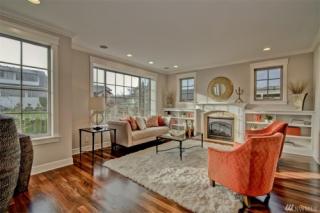 1316 42nd Ave, Seattle WA  98116-1702 exterior