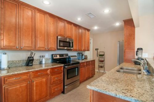 1302 Hillcrest Dr, Alpine, CA 91901-1603