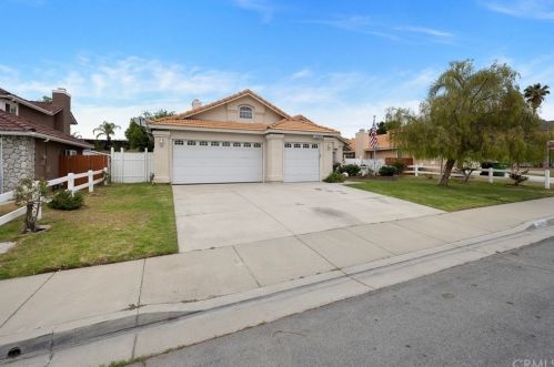 22764 Valley Vista Cir, Wildomar CA  92595-8335 exterior