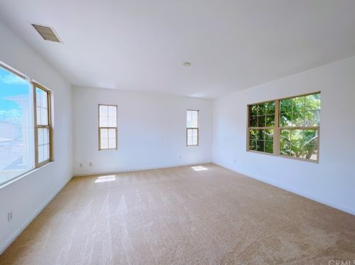 3027 Hampton Way, Ontario CA  91761-2631 exterior