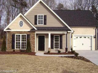 4955 Mount Hope Dr, Winston Salem, NC 27107-8209