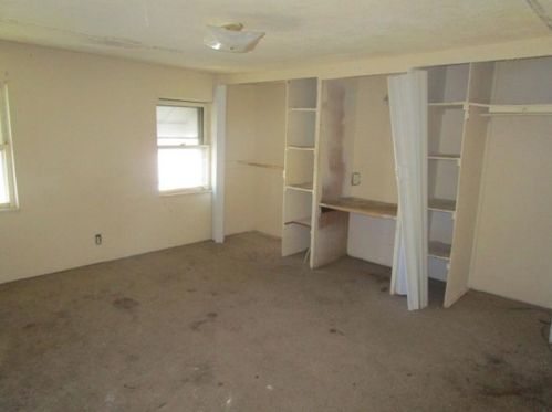 236 18th Ave, Whitaker PA  15120-1816 exterior