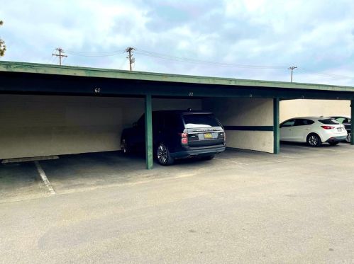 23228 Orange Ave, El Toro CA  92630-6907 exterior