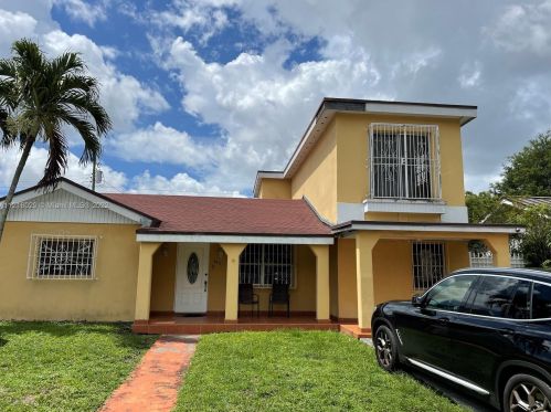 640 1st Pl, Hialeah, FL 33010-5044