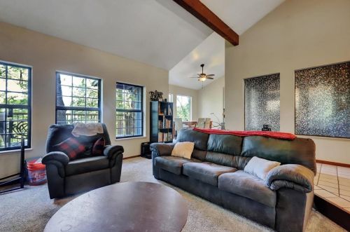 11594 Francis Dr, Grass Valley CA  95949-6675 exterior