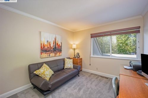 5230 Riverdale Ct, Pleasanton CA  94588-3759 exterior