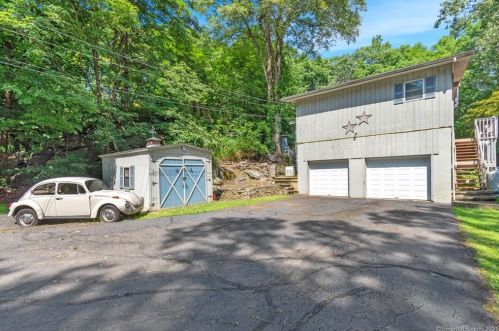 5 Indian Hill Rd, Norwalk CT  06850-1218 exterior