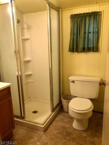 5 Flat Bush Rd, Wantage NJ  07461-4457 exterior