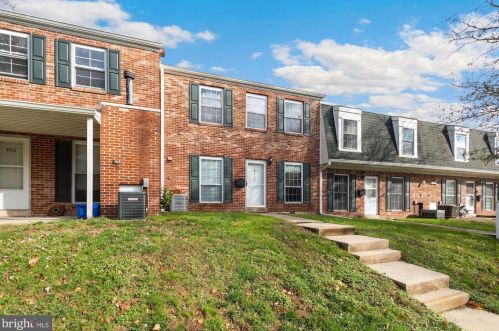 405 Middleton Pl, Norristown, PA 19403-2834