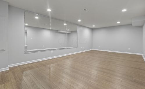 7818 Narrow Leaf Ct, Blacklick OH  43004-6047 exterior