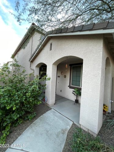 2514 73rd Dr, Phoenix, AZ 85035-3259