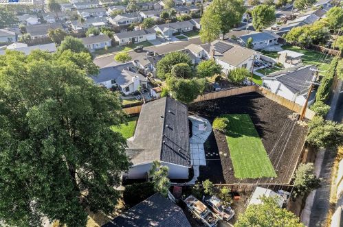 7769 Deervale Ct, Pleasanton CA  94568-1016 exterior