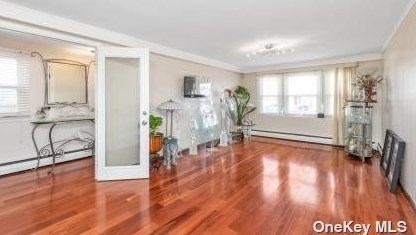 3335 Bay Ct, Far Rockaway, NY 11691-1603