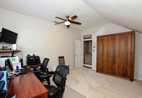 2300 Linwood Ave, Santa Rosa CA  95404-5611 exterior