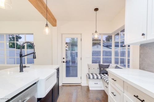 5323 6th St, Phoenix AZ  85012-1451 exterior