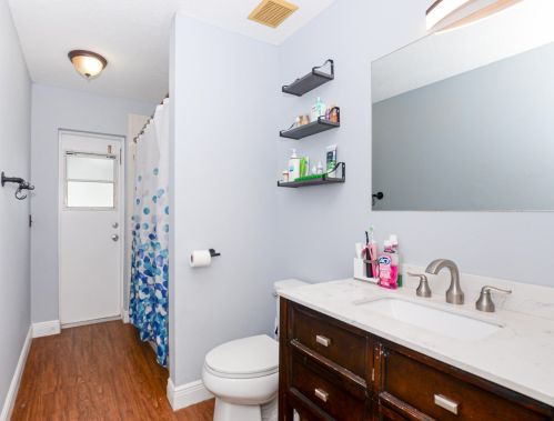 325 Gulfstream Ave, Fort Pierce FL 34983-1219 exterior