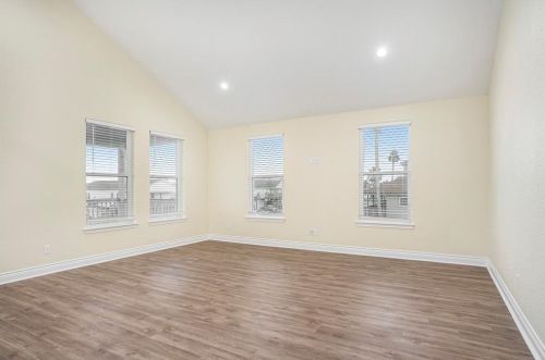 4022 Fort Bend Dr, Galveston TX  77554 exterior