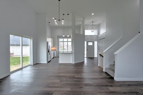 1805 12th Pl, Spectacle Lake, MN 55008-9322
