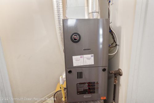 18 Baker Dr, Jackson Twp NJ 08527-3909 exterior