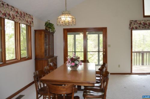 61 Ponderosa Ln, Bybee VA  22963-2405 exterior