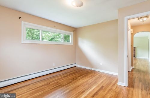 4 Beaver Rd, Camp Hill PA  17011-7404 exterior