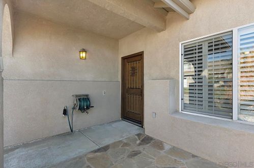 4681 Parks Ave, La Mesa, CA 91942-8808