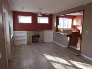 1106 Vail Cir, Manhattan KS  66502-2714 exterior