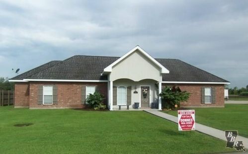 275 Donald Dr, Thibodaux, LA 70301-6971