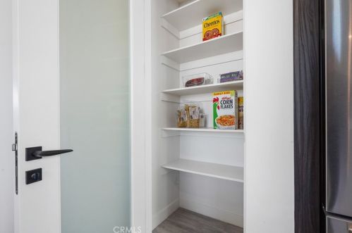 15307 Lemay St, Van Nuys CA 91406-5400 exterior