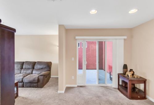 10836 Atherstone Dr, Rancho Cordova CA  95670-6273 exterior