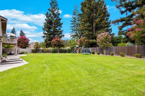 10013 Plaza De Oro Dr, Valley Home CA  95361-9235 exterior