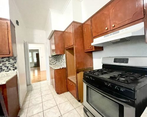 154 Midland Ave, East Orange NJ  07017-1713 exterior