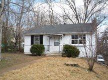 507 Baker St, Clarksville TN  37040-4002 exterior
