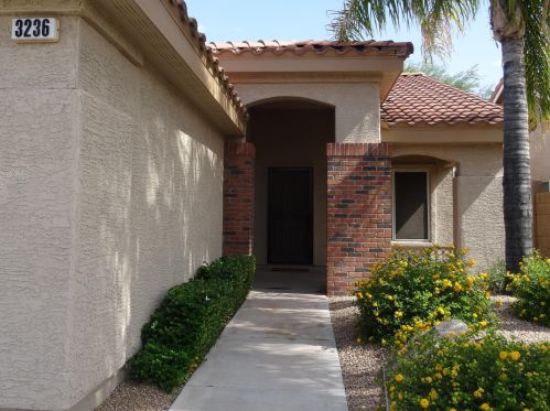 3236 Escuda Rd, Phoenix AZ  85050-3986 exterior