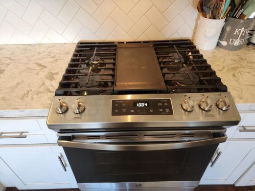 494 Arroyo Seco Dr, San Diego CA  92114-5835 exterior