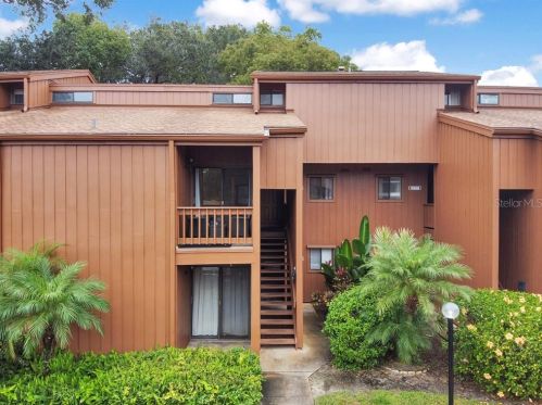 990 Michigan St, Orlando, FL 32806-4703