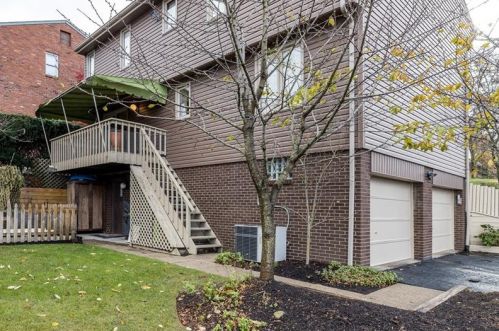 1512 Bower Hill Rd, Pittsburgh, PA 15243-1312