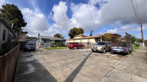 9429 Bancroft Ave, Oakland CA  94603-1828 exterior