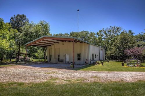 2271 Hare Ln, Greenville, TX 75402-2503