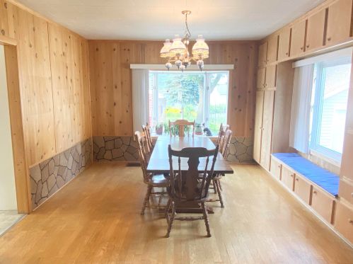2304 13th St, Two Rivers, WI 54241-3441