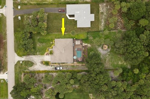 4845 20th Ave, Naples FL  34117-9125 exterior