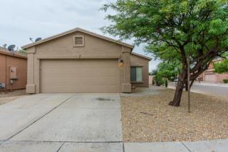 6628 Stratosphere Ln, Tucson, AZ 85746-6649