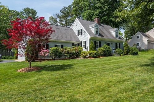 95 Clarke Rd, Needham, MA 02492-1333