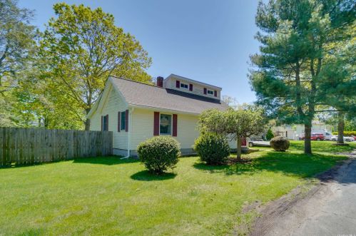 484 Nostrand Ave, Central Islip, NY 11722-1919