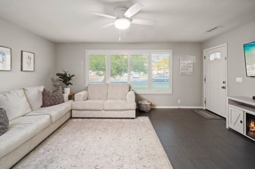 44031 Fern Ave, Lancaster, CA 93534-4432